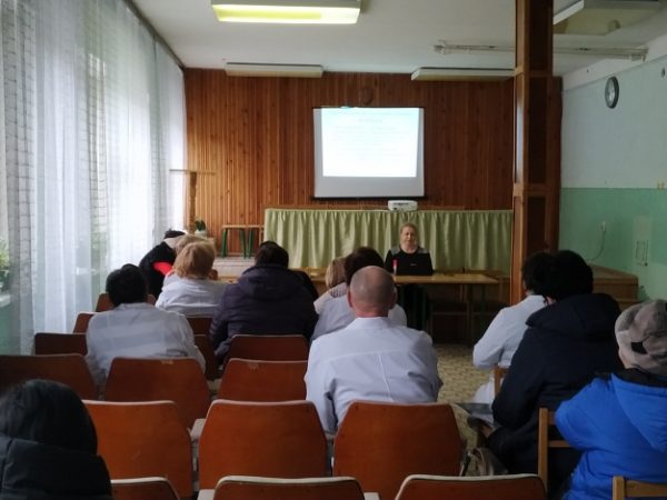 З 18 березня 2019 року проходять курси по ендокринології