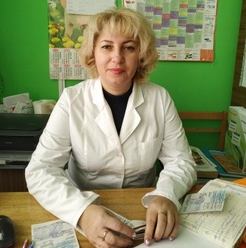 В КНП “Рокитнянський центр ПМСД” працює сімейний лікар Лазар Т.І.
