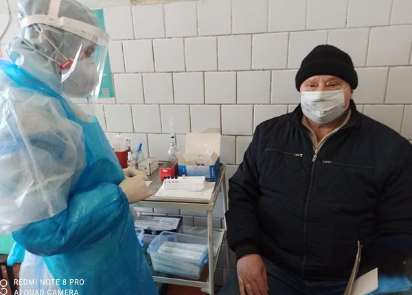Вірусологічний кабінет продовжує свою роботу