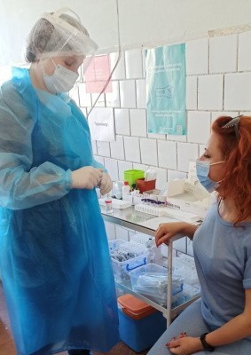 Вірусологічний кабінет продовжує роботу...