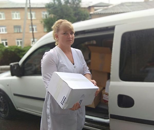 Розвантажувати, так всі взялися за роботу...