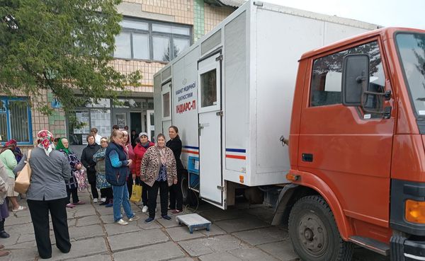 Попрацювали добре. Проведено безкоштовне, флюорографічне обстеження 148 жителям в селі Острів