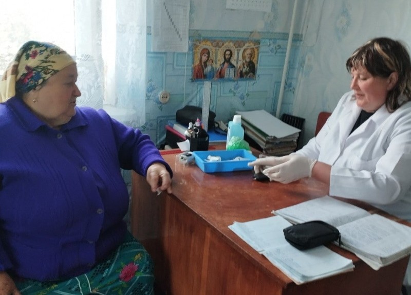 Огляди продовжуються...