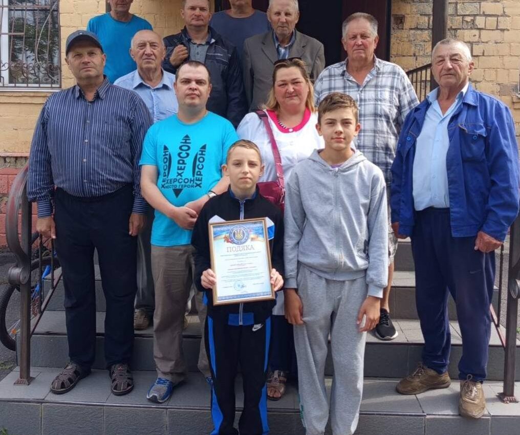 До Дня шахів До Дня шахів