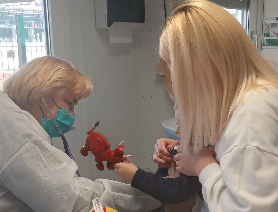 Вівторок та четвер педіатричний прийом у модульній амбулаторії на масиві цукрового заводу