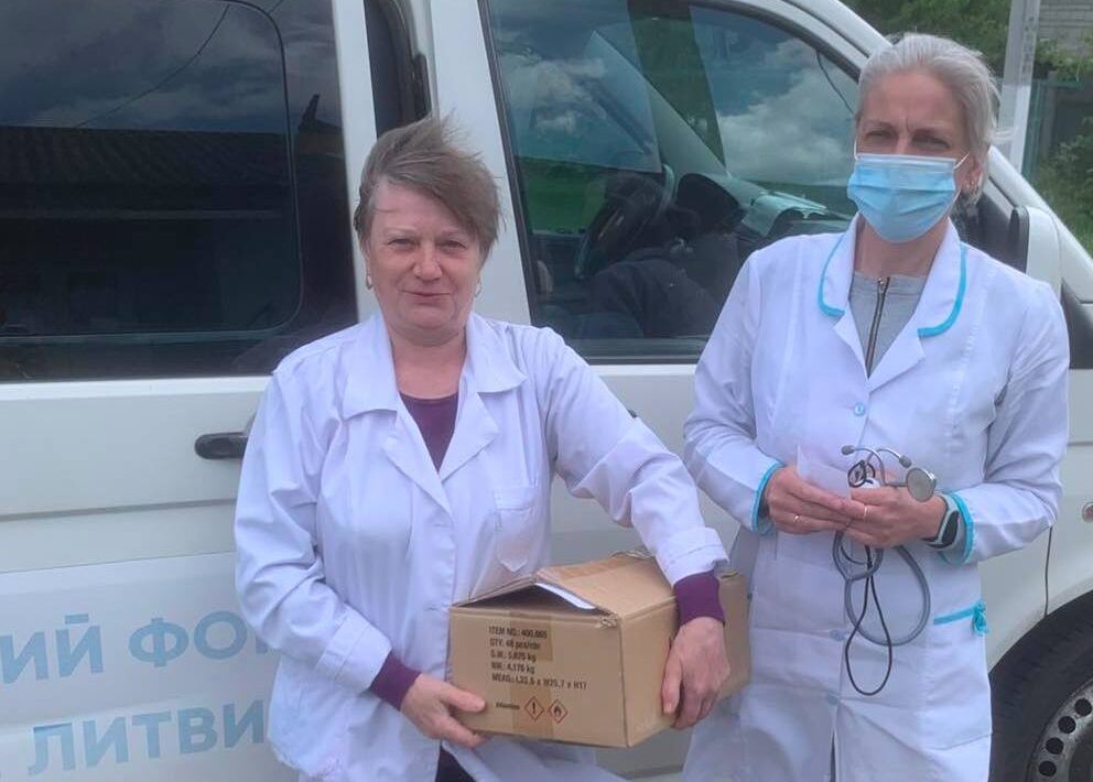 Сьогодні насичений день - це й робота в Синявській амбулаторії ЗПСМ і виїзд до пункту тимчасового перебування (Фап)